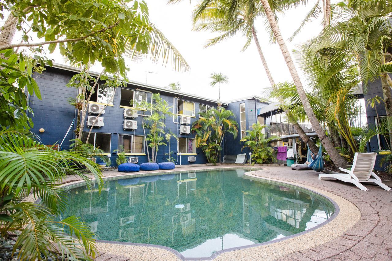 Mad Monkey Village Cairns Buitenkant foto